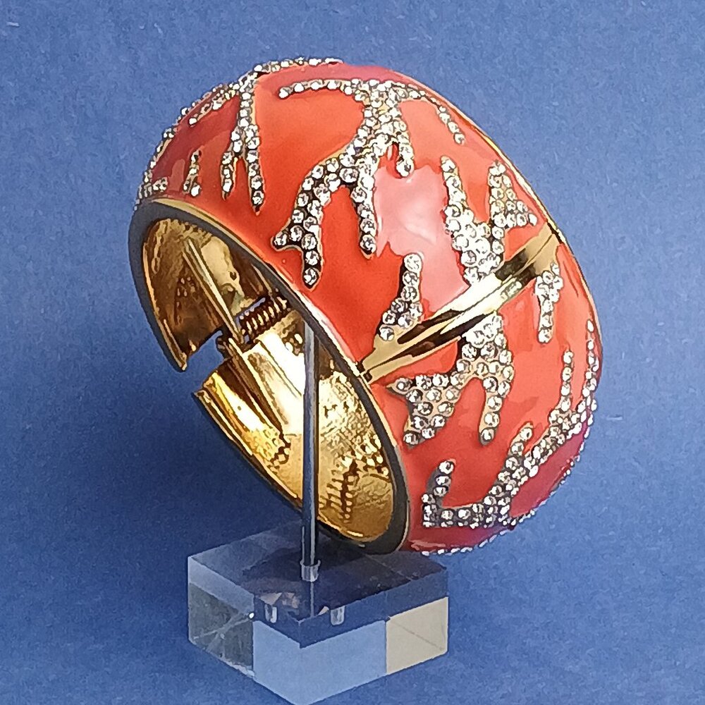 Coral Reef Pattern Glam Chunky Pumpki Orange Enamel Hinge Cuff Clamper Bracelet